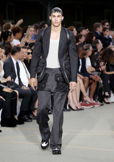 Look 9